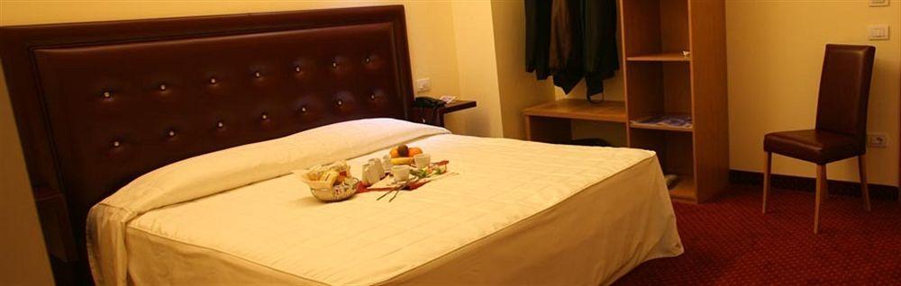 Hotel Il Perugino Corciano Eksteriør billede